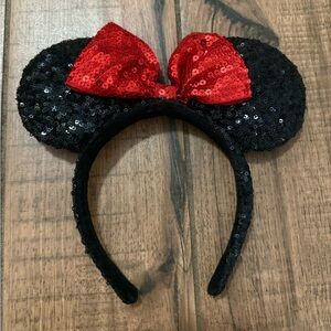 Sequin Minnie Mouse Ears Headband - Black and Red